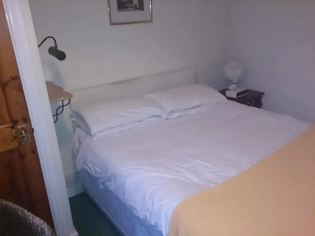 Oyo Rose & Crown Hotel Bainbridge