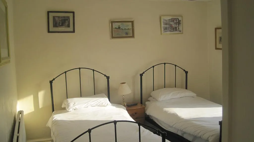 Oyo Rose & Crown Hotel Bainbridge